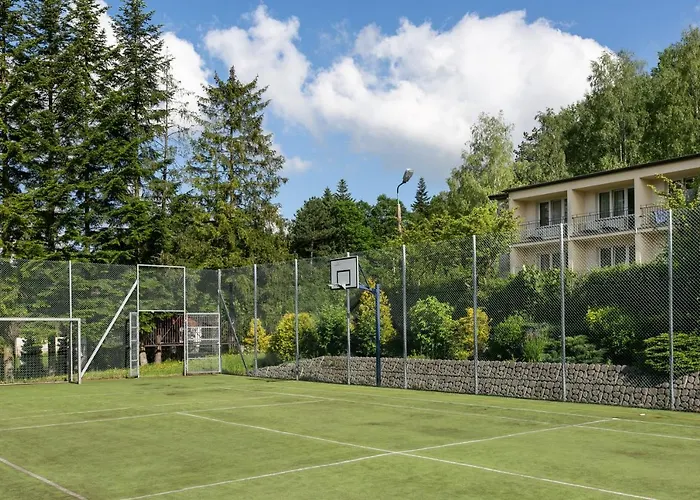 Korona Zywca - Madohora Rezort Slemien