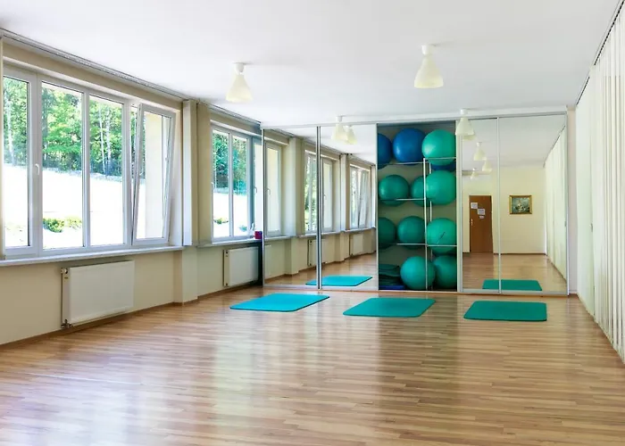 Korona Zywca - Madohora Rezort Slemien